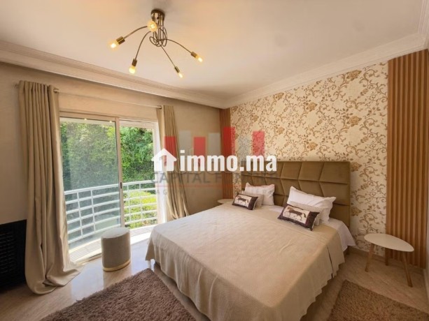 location-villa-de-haut-standing-a-ain-diab-surface-totale-400-m2-meuble-big-10