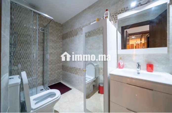 tres-bel-appartement-en-location-a-tanger-city-center-a-cote-de-hotel-ibis-7-grandes-pieces-meuble-big-14
