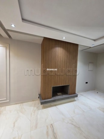 tres-bel-appartement-en-location-a-avenue-mohamed-63-pieces-bien-meuble-big-9