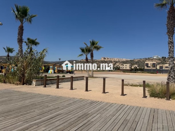 location-dun-appartement-a-taghazout-acces-direct-a-la-plage-3-pieces-places-de-parking-et-terrasse-big-10