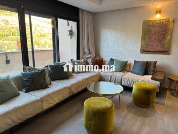 location-dun-appartement-a-taghazout-acces-direct-a-la-plage-3-pieces-places-de-parking-et-terrasse-big-1