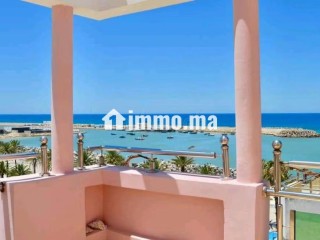 location-dun-appartement-a-asilah-2-grandes-pieces-antenne-parabolique-residence-securisee