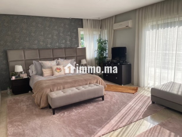somptueuse-villa-a-vendre-a-californie-surface-de-720-m2-salon-marocain-securite-big-11