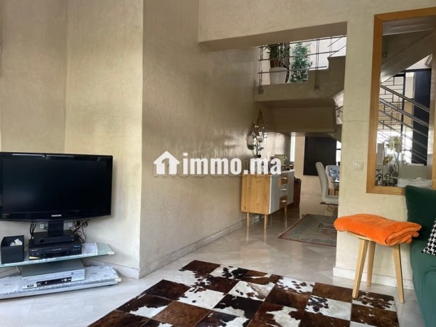 somptueuse-villa-a-vendre-a-californie-surface-de-720-m2-salon-marocain-securite-big-17