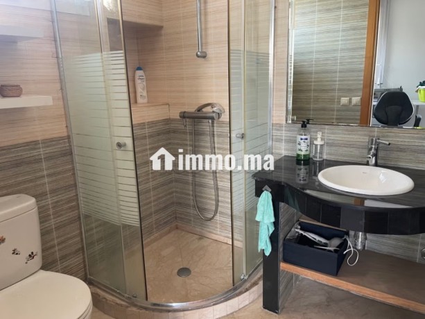 somptueuse-villa-a-vendre-a-californie-surface-de-720-m2-salon-marocain-securite-big-3