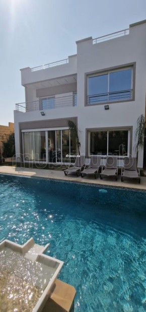 Location villa de haut standing à Asilah. 4 chambres. Prestation de conciergerie, belle Piscine - Vente Immobilier - Asilah - photo 3