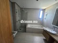 bel-appartement-en-location-a-ain-diab-extension-3-chambres-systeme-de-parabole-et-residence-securisee-small-14