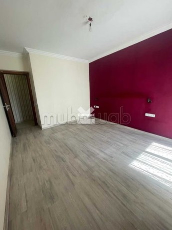 appartement-a-vendre-de-1620-m2-a-casablanca-bourgogne-sidi-belyout-big-5