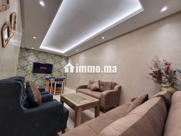 location-saisonniere-a-ouasis-1-piece-espaces-verts-et-ascenseur-big-1