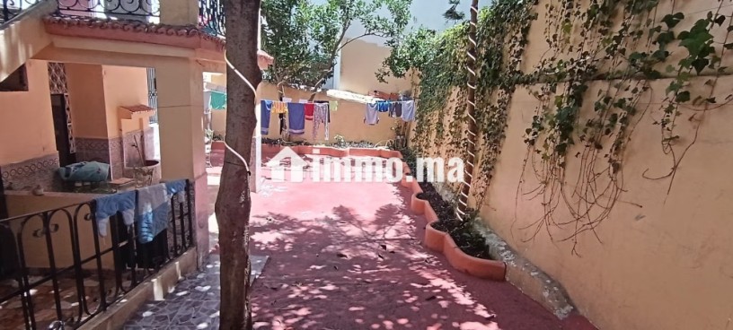 achetez-votre-riad-titre-suur-la-route-principale-de-marchan-4-grandes-pieces-belle-terrasse-et-jardin-big-9