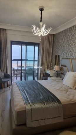 magnifique-appart-meuble-vue-mer-big-4
