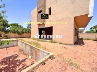 villa-gros-oeuvres-4-suites-et-piscine-privee