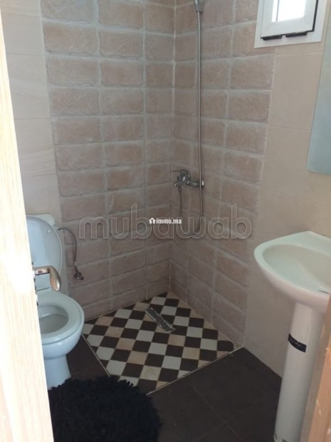 Maison à louer à Martil. Surface de 50 m². Salon traditionnel marocain, résidence sécurisée - Vente Immobilier - Martil - photo 7