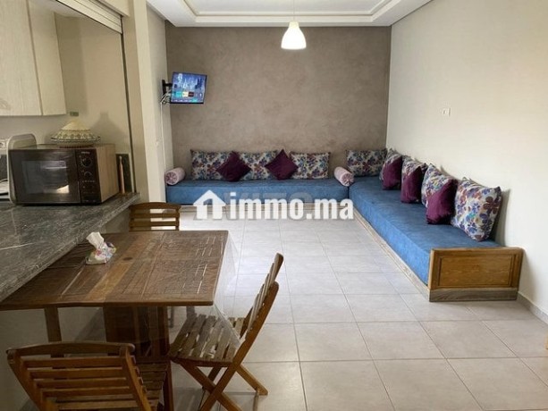 appartement-avec-piscine-big-1