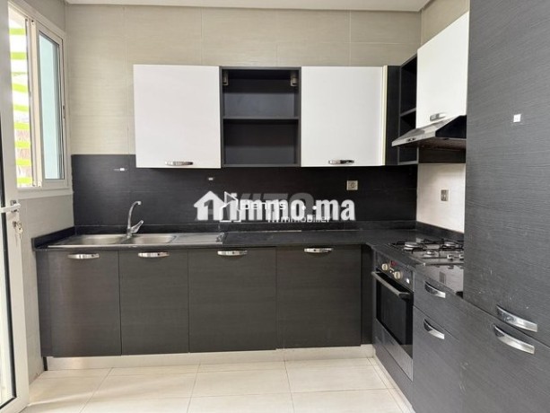 appartement-vide-a-louer-prestigia-hay-riad-big-7