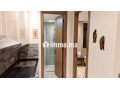 studio-meuble-moderne-et-lumineux-avec-garage-small-0