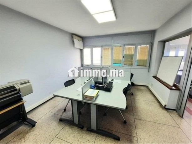 bureau-recep-6p-173m2-a-vendre-sur-bd-zerktouni-big-1