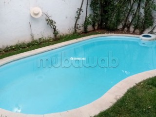 jolie-villa-avec-piscine