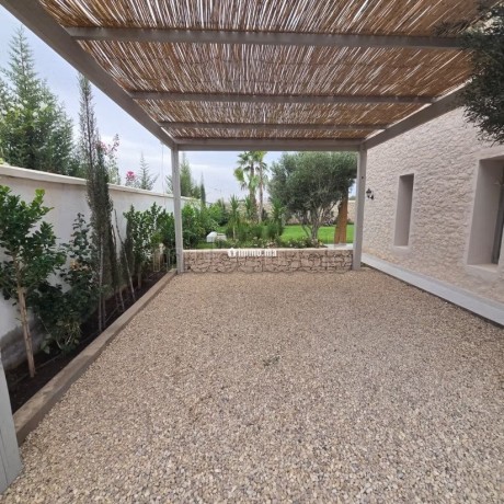 villa-avec-piscine-sans-vis-a-vis-big-14
