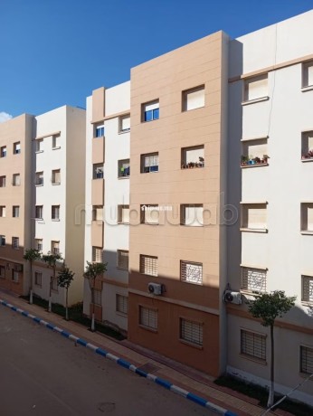 tres-bel-appartement-en-location-en-centre-ville-2-pieces-bien-meuble-big-4