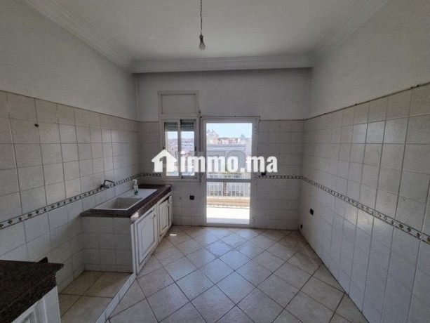 a-louer-bureau-80-m2-sur-avenue-el-menzeh-rabat-big-2