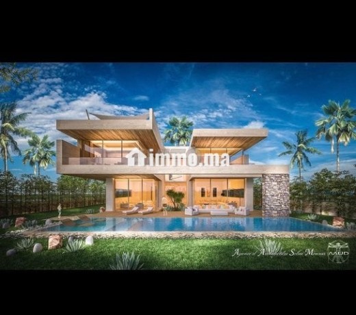 villa-isolee-semi-finie-sur-golf-big-0
