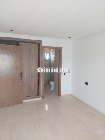appartement-a-louer-neuf-96-metre-big-0