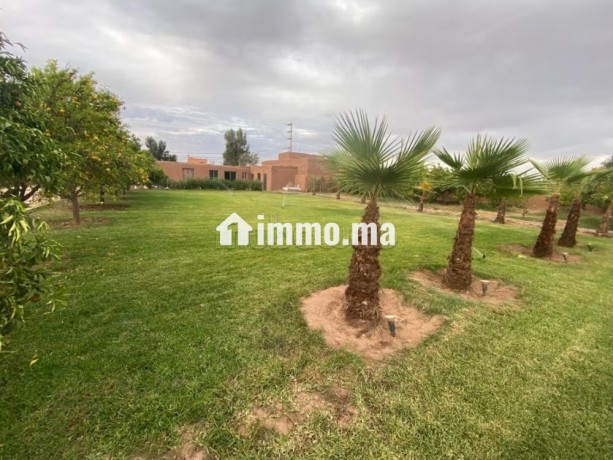 villa-a-vendre-au-km-20-route-de-fes-big-2