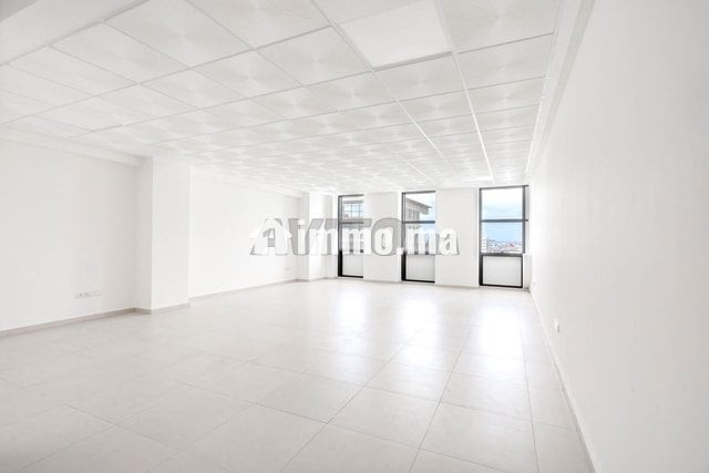 plateaux-bureaux-philips-business-center-big-4