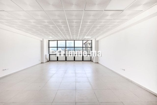 plateaux-bureaux-philips-business-center-big-7