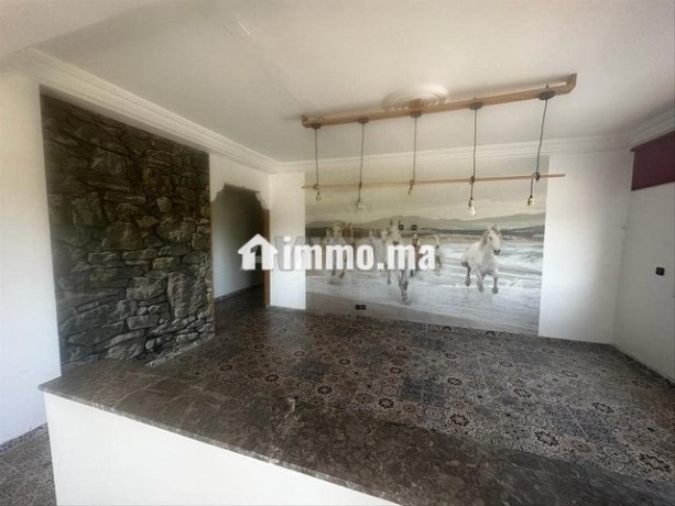 location-dun-appartement-a-usage-bureau-big-2