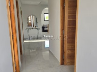 Magnifique villa à louer pour vos vacances à Route d'Agadir. 3 chambres agréables. Parking et terrasse - Villa à vendre - Essaouira