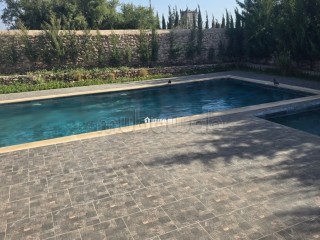 Magnifique villa à louer pour vos vacances à Route d'Agadir. 3 chambres agréables. Parking et terrasse - Villa à vendre - Essaouira