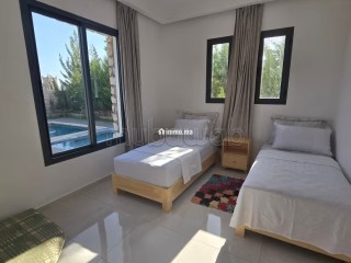 Magnifique villa à louer pour vos vacances à Route d'Agadir. 3 chambres agréables. Parking et terrasse - Villa à vendre - Essaouira