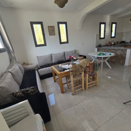 magnifique-villa-a-louer-pour-vos-vacances-a-route-dagadir-3-chambres-agreables-parking-et-terrasse-big-4