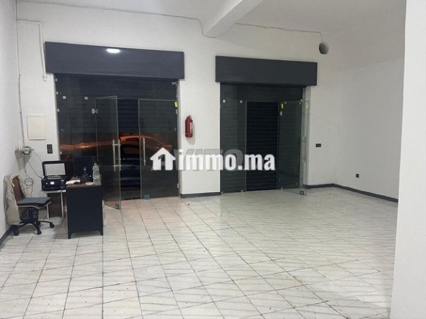 tres-joli-local-a-la-vente-big-5