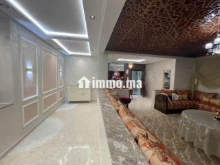 Location saisonnière en Centre. Superficie 100 m². Internet - Appartement à vendre