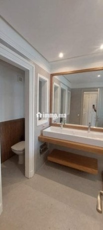 appartement-a-louer-160-m2-a-casablanca-big-0