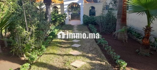 villa-haut-standing-a-rabat-les-ambassadeurs-big-12