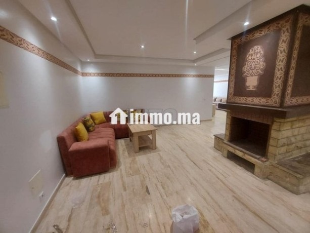 un-joli-appartement-en-location-meuble-a-agdal-big-2
