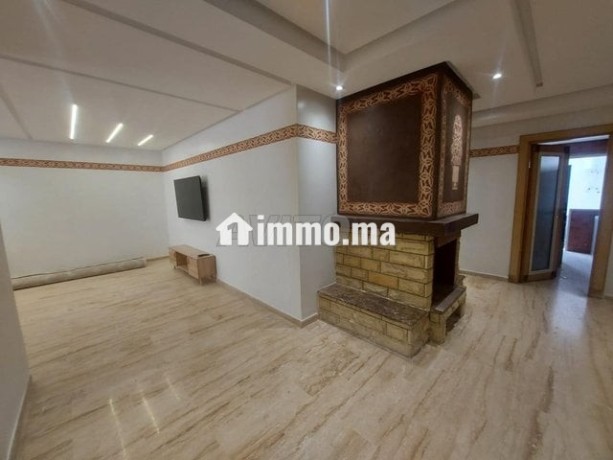 un-joli-appartement-en-location-meuble-a-agdal-big-6