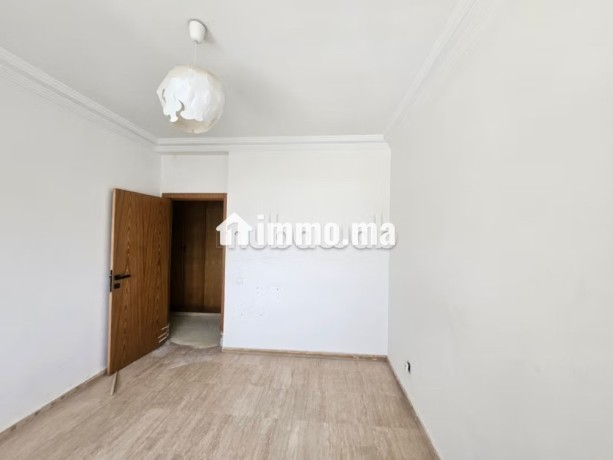 louez-cet-appartement-a-racine-4-pieces-fenetres-avec-double-vitrage-et-porte-blindee-big-13