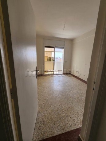 exclu-appartement-100-m2-au-centre-de-temara-big-5