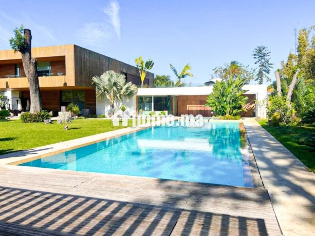 villa-a-vendre-a-souissi-big-3