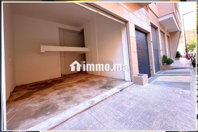 local-commercial-a-vendre-a-semlalia-gueliz-big-0
