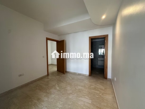 appartement-en-location-a-gauthier-superficie-90-m2-ascenseur-et-garage-big-1