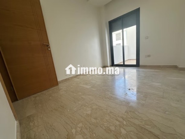 appartement-en-location-a-gauthier-superficie-90-m2-ascenseur-et-garage-big-7