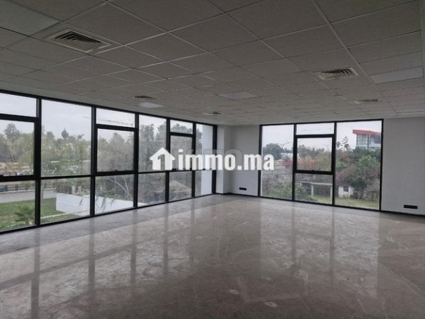 plateau-bureaux-de-2-000-m2-sur-souissi-rabat-big-11