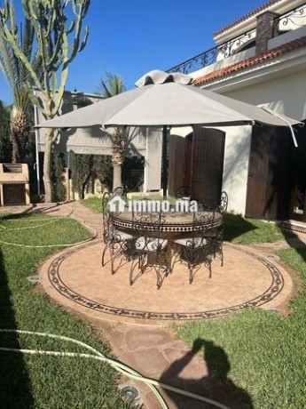 villa-de-luxe-a-louer-big-2