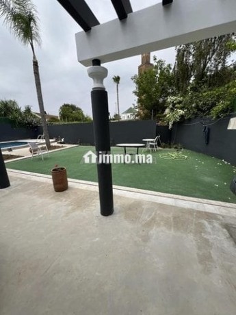 villa-a-souissi-piscine-jardin-quartier-ambassades-big-1